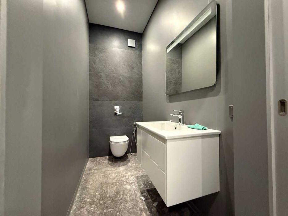 Продається Таунхаус з РЕМОНТОМ у Вовчинцях!