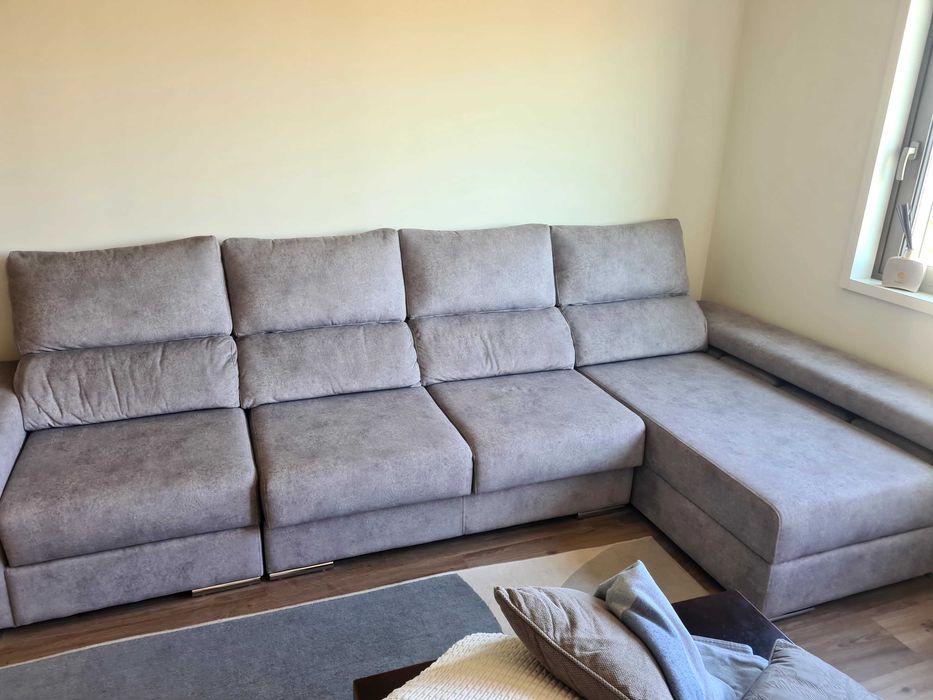 Sofá Chaise Longue Semi Novo muito estimado