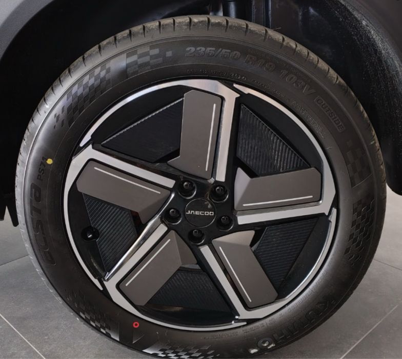 Komplet kół do Jaecoo j7 z Oponami Kumho Ecsta 235/50 R19