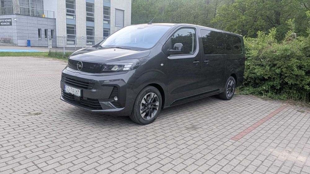 Wynajem Busa 9-os 2026 | Automat 180KM | Long | Full Opcja | BOX | Bagażnik rowerowy | BUS 9-osobowy