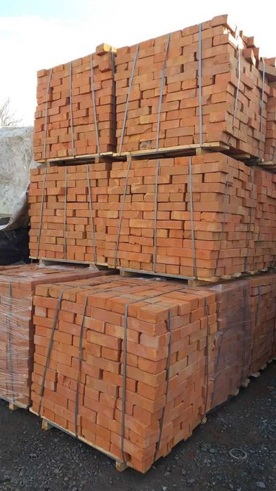 Кирпич рядовой красный М125 Гадяч в наличии