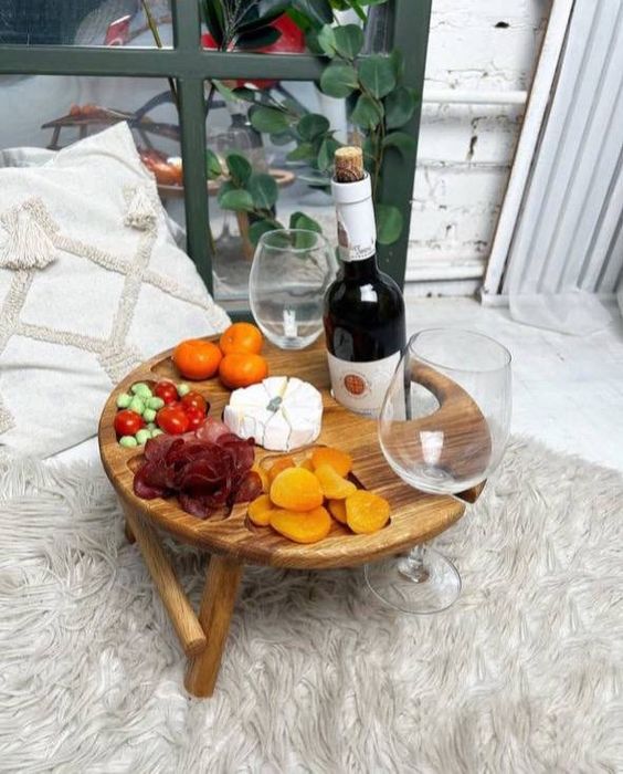 Винний столик ручної роботи [БЕЗКОШТОВНА ДОСТАВКА]