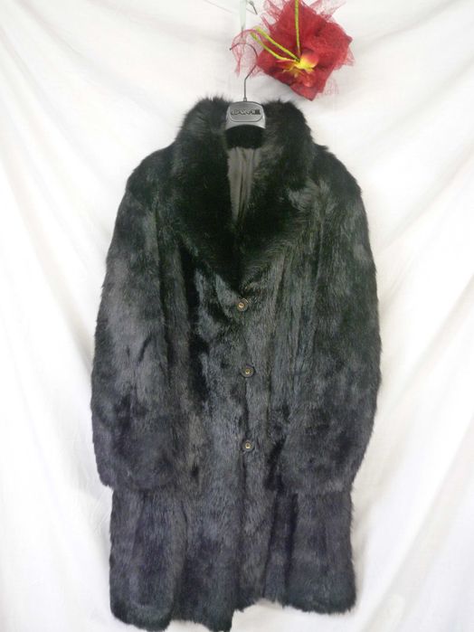 Casaco comprido em pelo natural