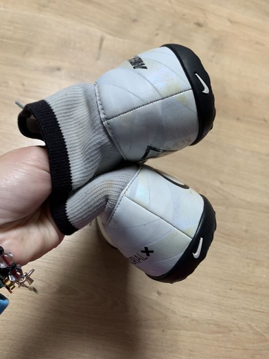 Buty piłkarskie turfy Nike CR7 r 38,5