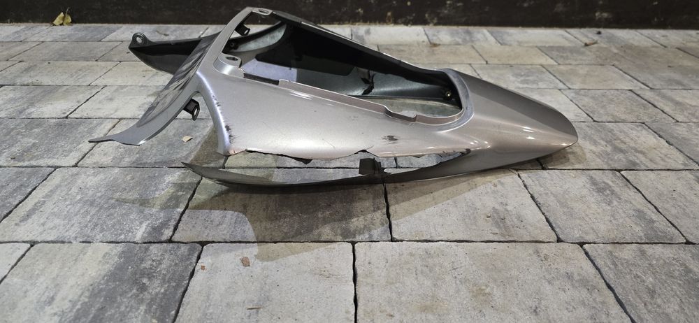 Ogon zadupek tylny plastik owiewka Honda CBR 1000RR Sc57b 2006r