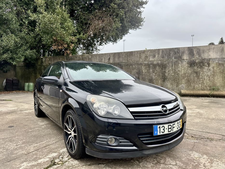 Opel Astra GTC 1.3CDTI
