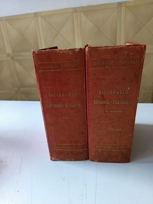 Dicionários Português/Espanhol