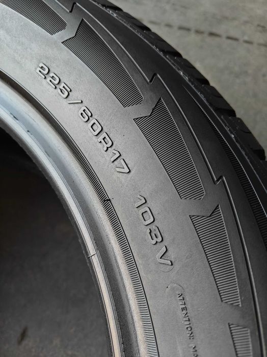 R17 225/60 103V XL шини зимові вживані на Кіа Спортейдж імпортні GoodYear Ultraprip Performance рік24 виробництво Германія