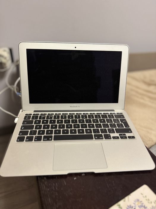 MacBook Air 11” (A1370) – компактний та стильний ультрабук
