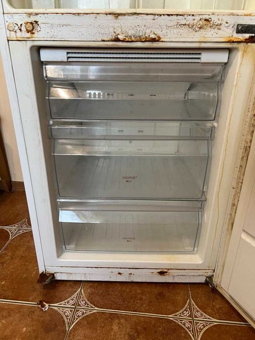 Холодильник Electrolux