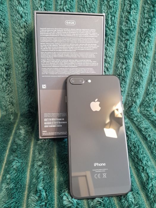Czarny IPhone 8plus 64gb