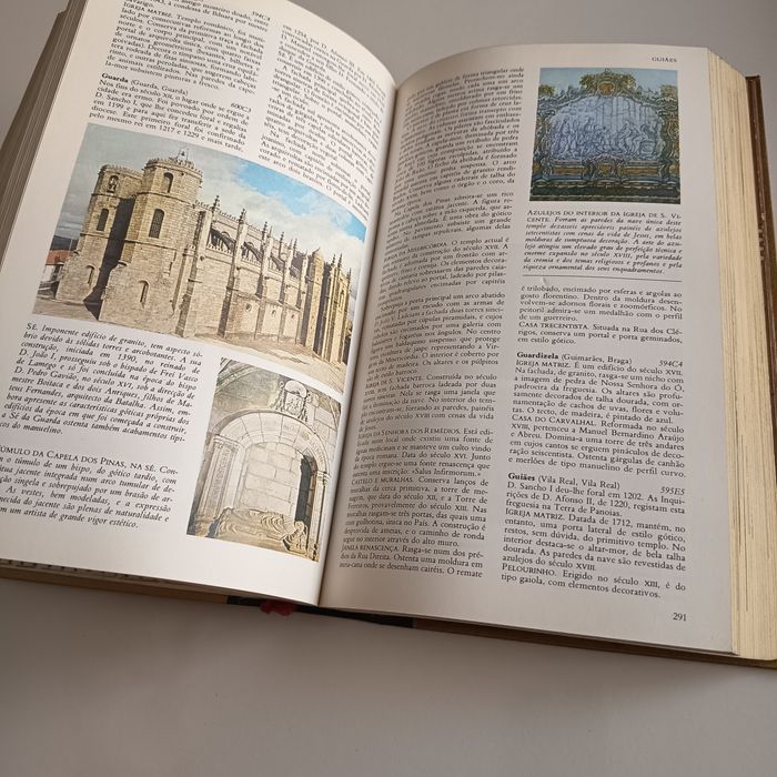 Livro de 1976 "Tesouros artísticos de Portugal"