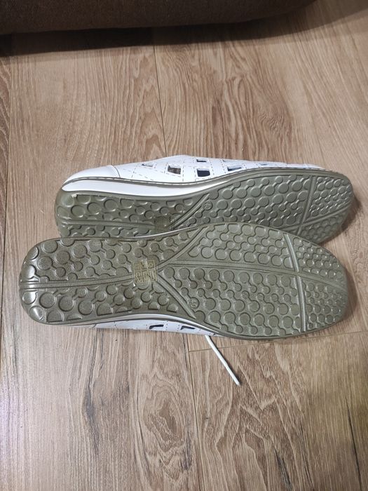 Шкіряні літні жіночі босоніжки