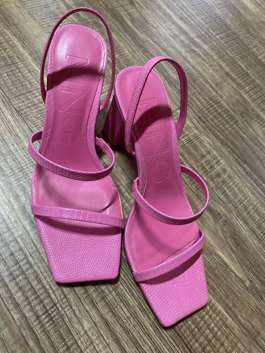 Босоніжки малинові / фуксія манго mango / сумочка mango