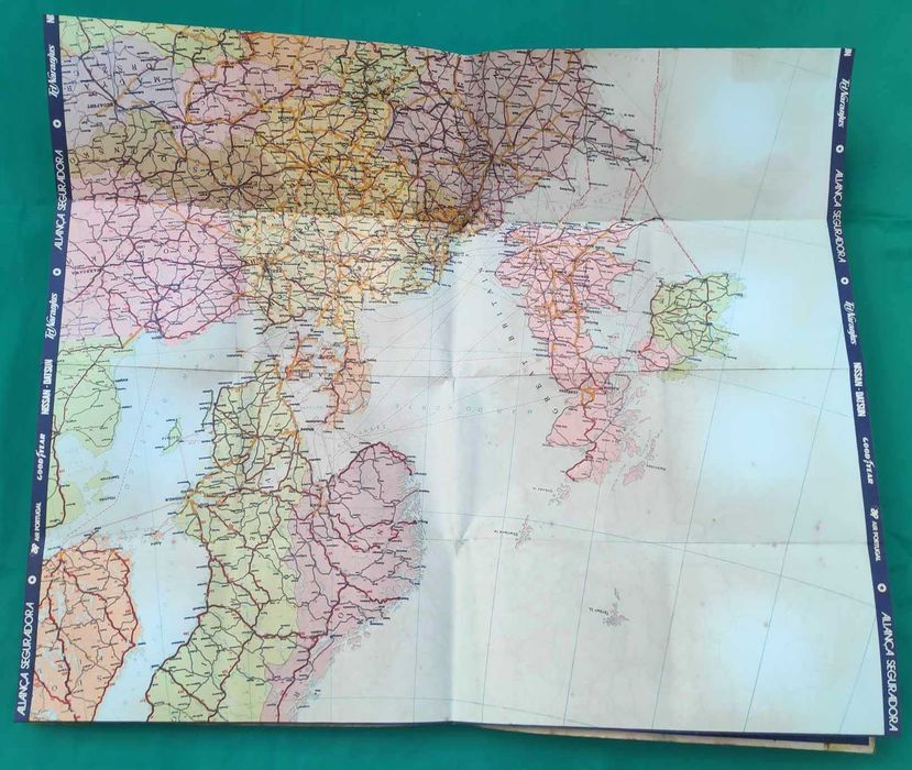 Mapa de Portugal e da Europa.