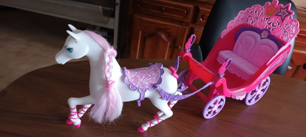 Carruagem da Barbie - Completamente Nova