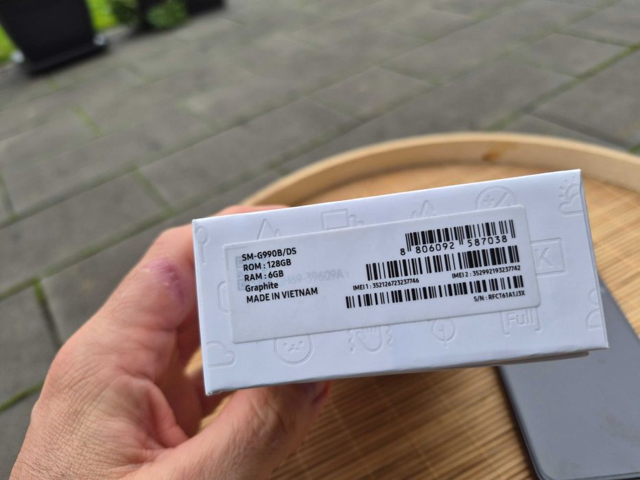 Samsung S21FE 5G 6/128 Bardzo Ładny Stan Pudełko Folia na LCD Okazja