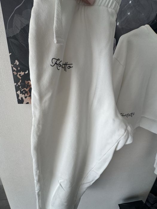 Kontatto костюм білий розмір S