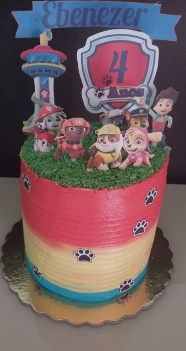 Bolos temáticos e diversos