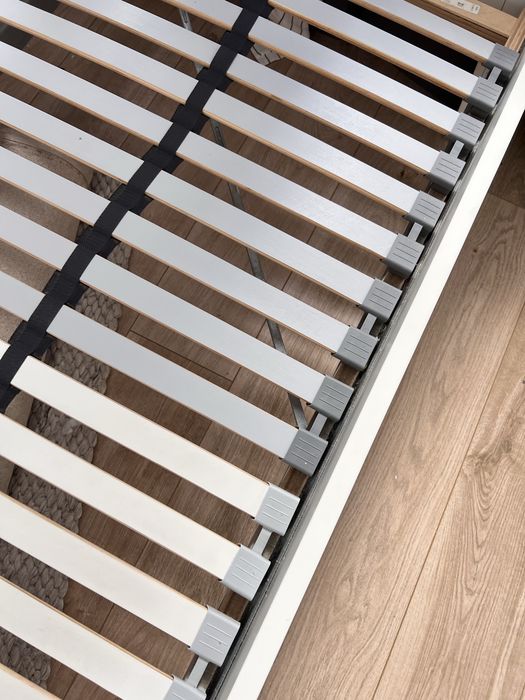 Lóżko 140x200 malm + 2 stelaże lonset ikea