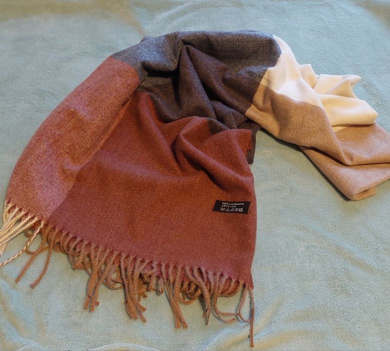 Szal kaszmirowy.kratka , szeroki i.ciepły