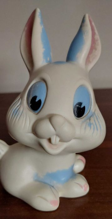 Boneco de borracha que chia muito antigo. Ledraplastic