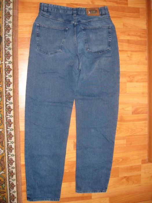 Джинсы BOSS Италия