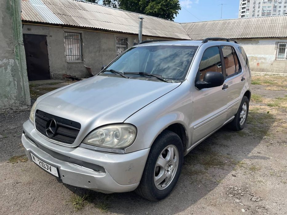Mersedes Ml163( Мерседес Мл) 2,7 Дизель Автомат 2004 рік Повний привід 4Х4