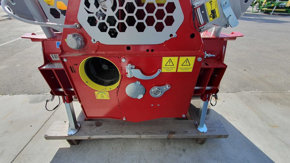 Wyciągarka Leśna Tajfun 5,5 T - EGV 55AHK - Pilot - Krpan Uniforest