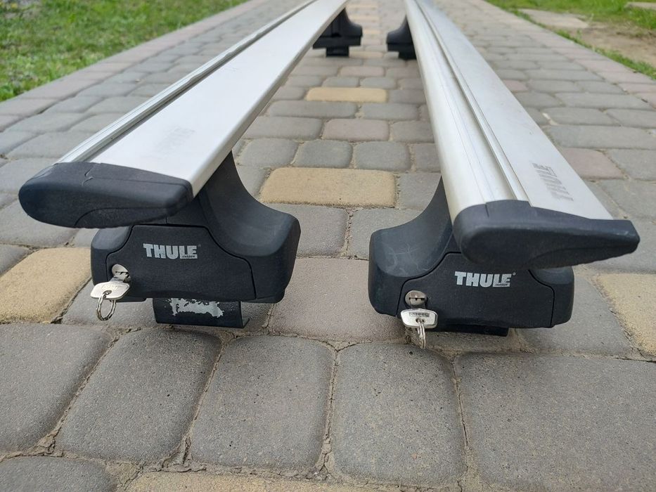 Багажник на інтегровані релінги Thule Edge Wingbar