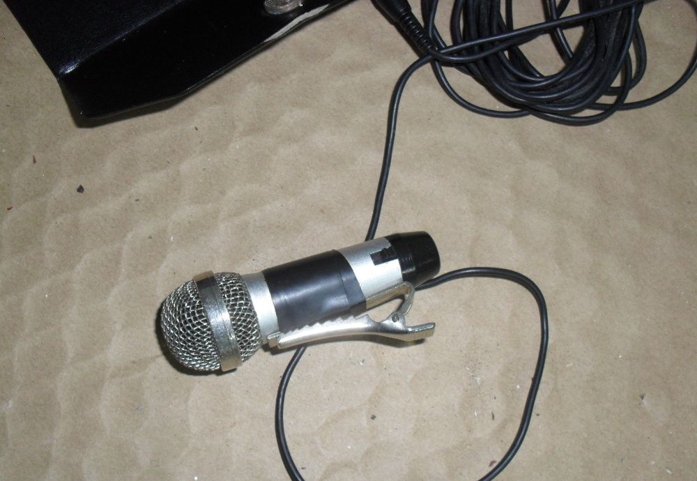 Microfone de Lapela, muito antigo, artigo "Vintage"