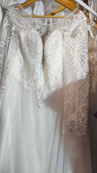 Весільні сукні розпродаж