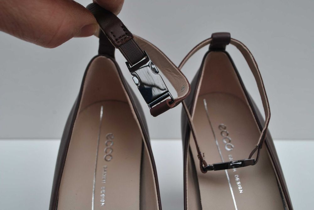 Buty na obcasie Ecco