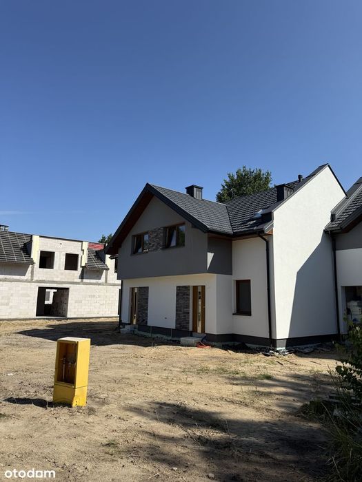 Dom szeregowy z działką 220m2 ul. Paryska