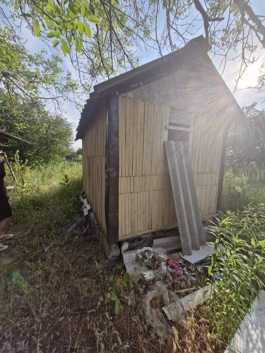 Продам  участок  под строительство дома