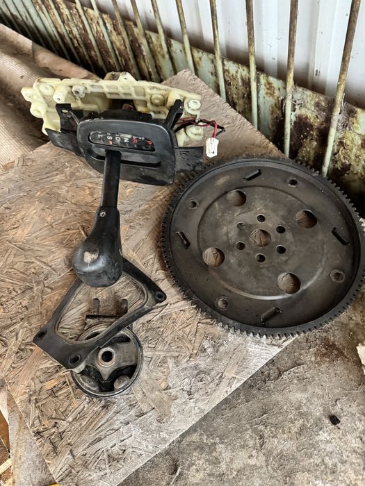 Продам запчати или целую АКПП мазда 323  F4A-EL4EAT-F, F4E-AT