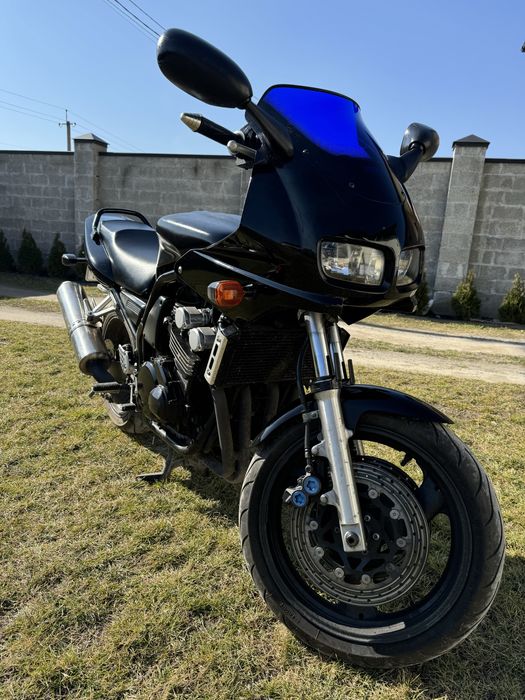 Yamaha FZS 600 Fazer