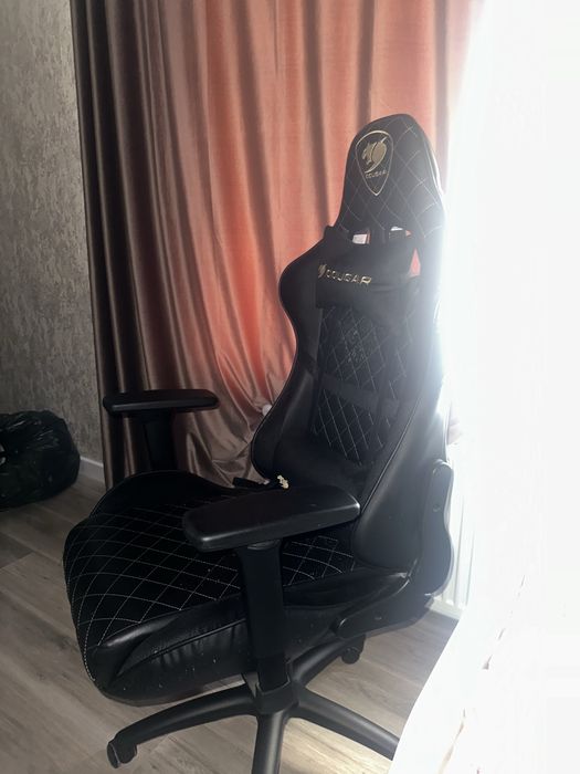 Ігрове Крісло Cougar armor one royal