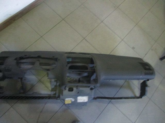 Tablier VOLKSWAGEN Polo (6N)