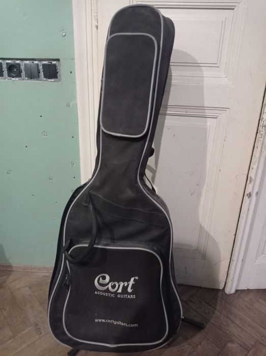 Акустична гітара Cort AF 510 M OP в комплекті з підставкою та чохлом