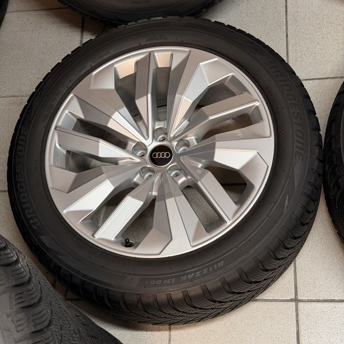 Колеса Audi R20 255/50 Bridgestone Q7 Q8 Etron VW Touareg зимові шини