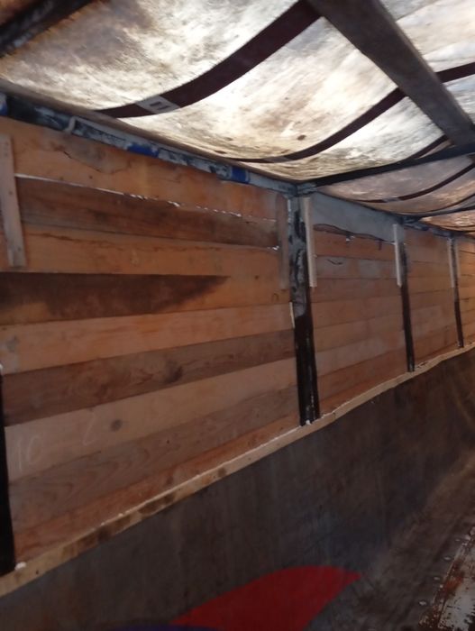 Продам напівпричіп контейнеровоз 70 кубів