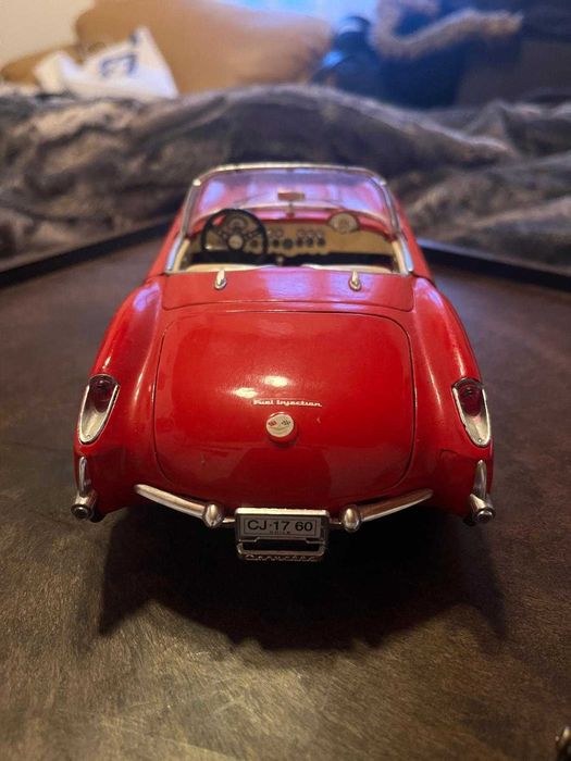 Miniatura 1:18 Chevrolet corvette de 1957