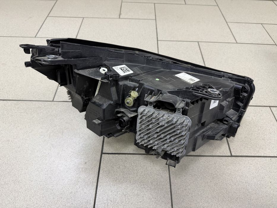 BMW i5 5 G60 фара ліва USA бмв 5 г60 Америка