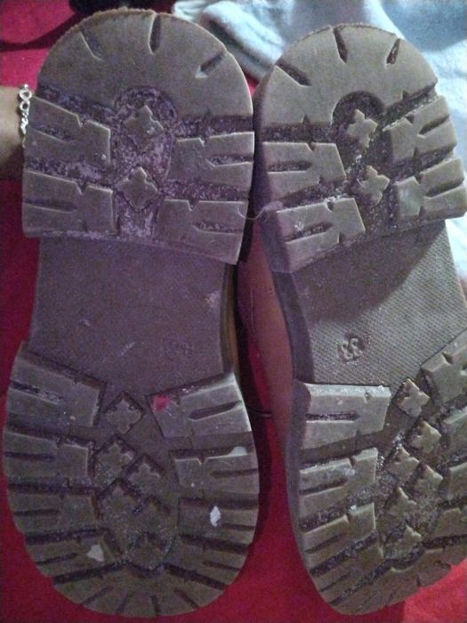 Vendo bota criança.