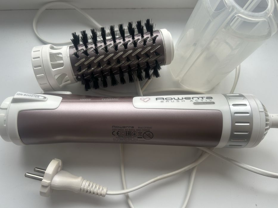 Фен-щітка Rowenta CF-9540