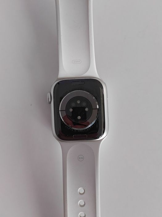 Apple Watch 8 41mm com pulseiras extra