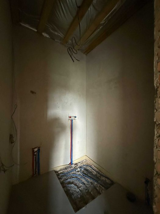 Будинок 120 м² під чистовий ремонт в Боратині на 5 сотках!