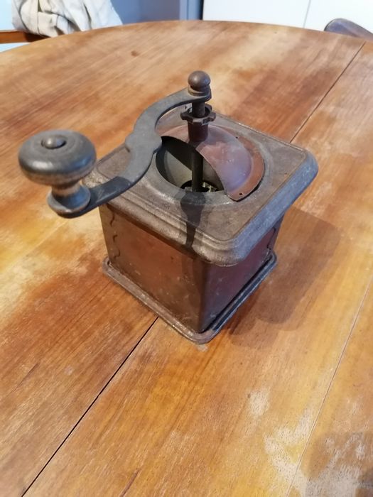 Światowid - młynek do kawy lub pieprzu - PRL