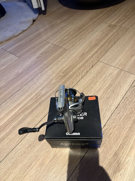 Kołowrotek Okuma Avenger AV 4000B